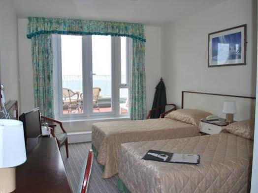 The Samares Coast Hotel & Apartments Saint Helier Eksteriør billede